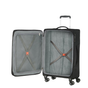 American Tourister Fly Light Spinner Medium