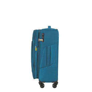 American Tourister Fly Light Spinner Medium