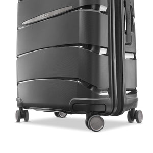 Samsonite Outline Pro Spinner Carry-On